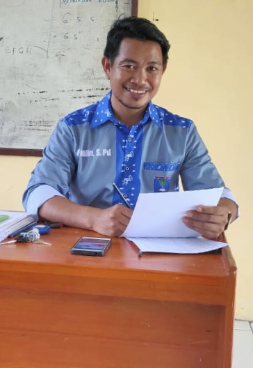 Regenerasi Kepemimpinan Organisasi Siswa Intra Sekolah (OSIS)  SMP Negeri 1 Assue. 