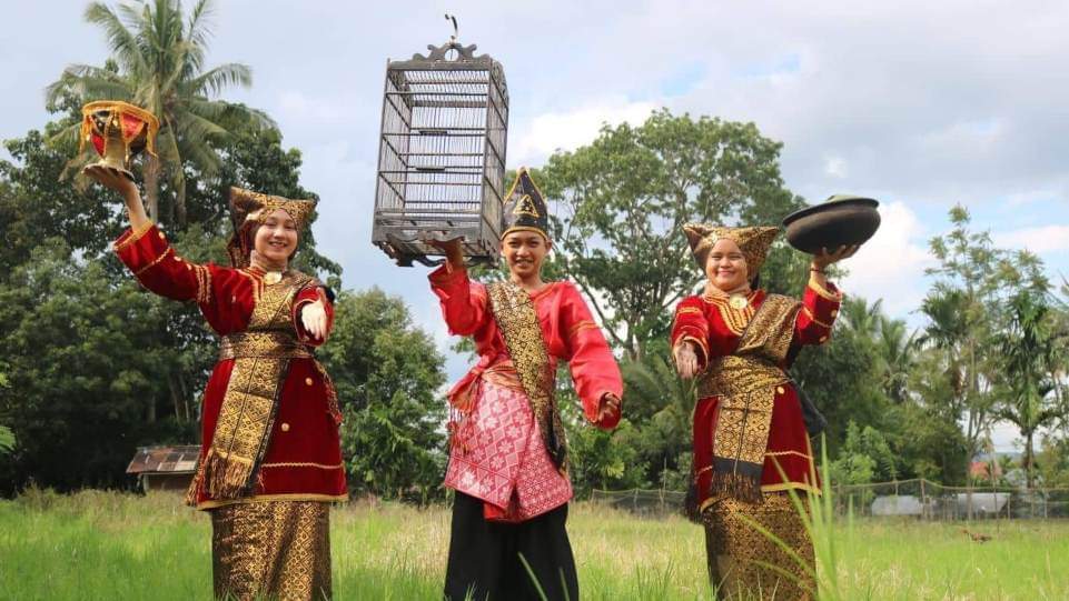 Festival Pesona Barulak Siap Digelar. Baca Selengkapnya Disini.