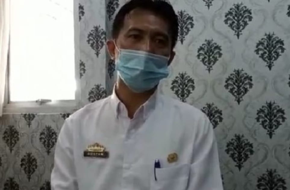 Inspektorat Tanggamus Segera Dalami Indikasi Oknum Kepala Pekon Digerbak Warga.