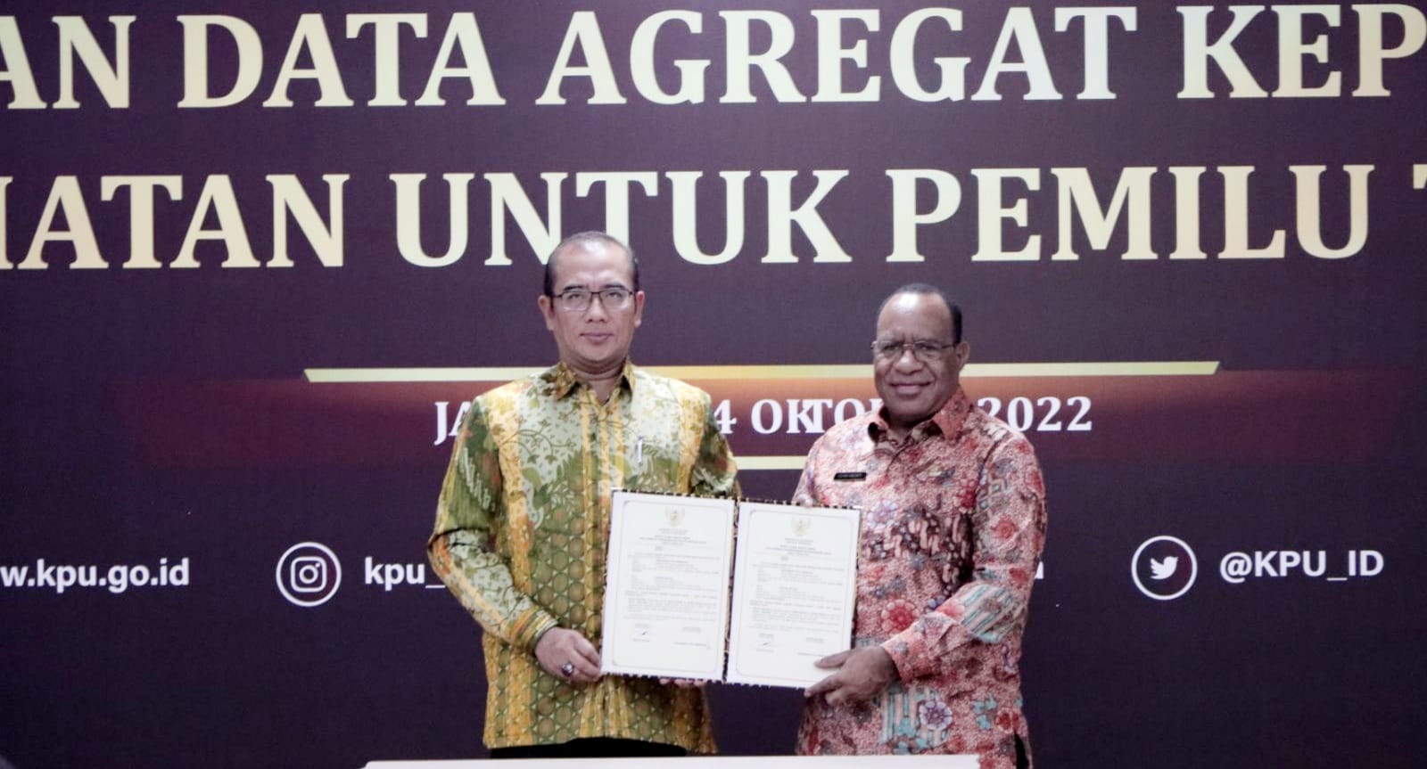 Kemendagri Serahkan Jumlah Penduduk per Kecamatan ke KPU untuk Pemilu 2024.
